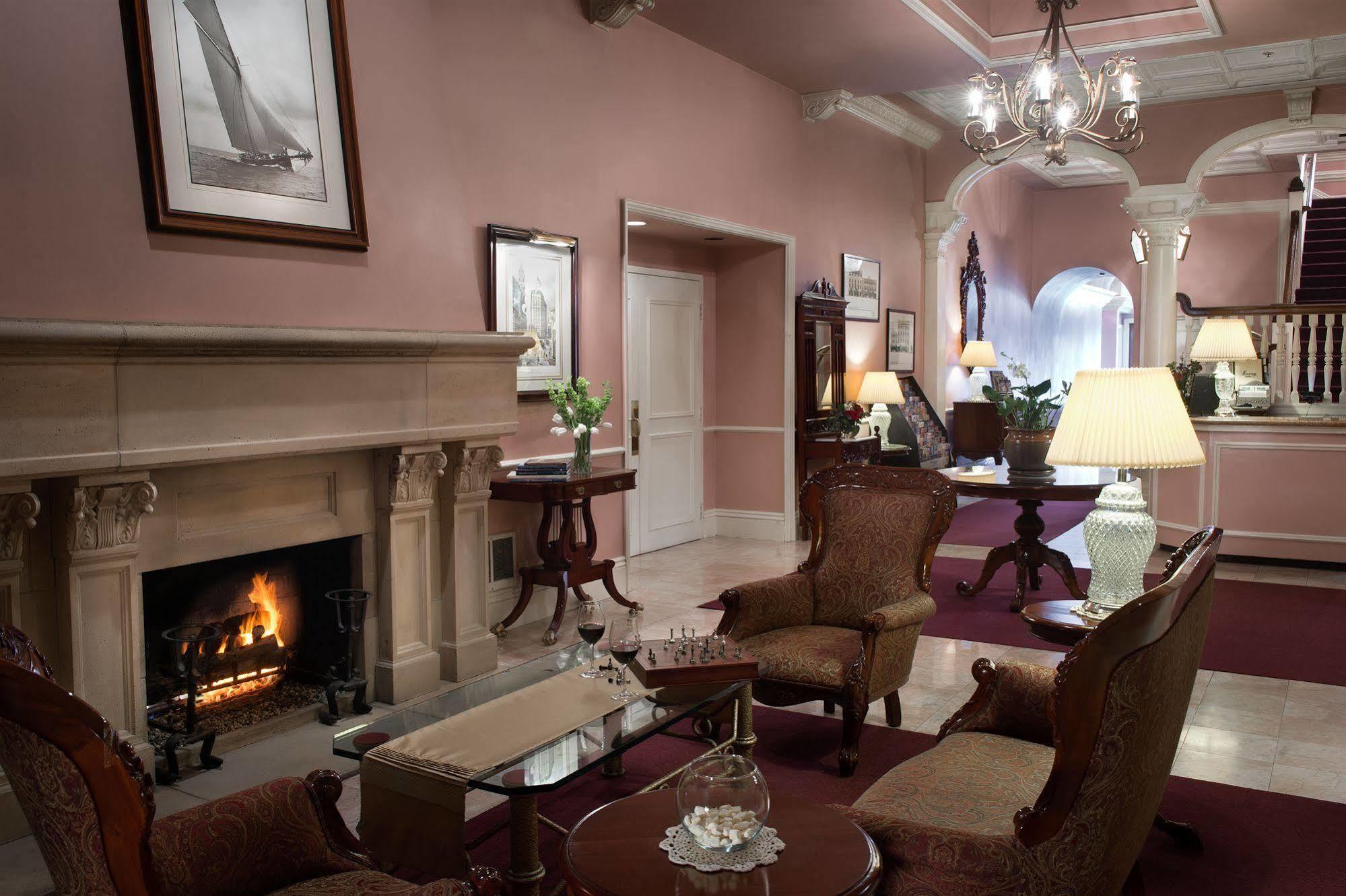The Hotel Monterey
